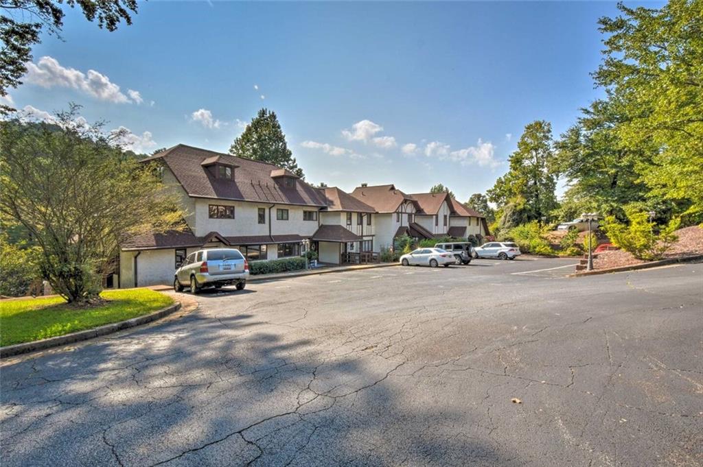 327 Brucken Strasse Unit 311