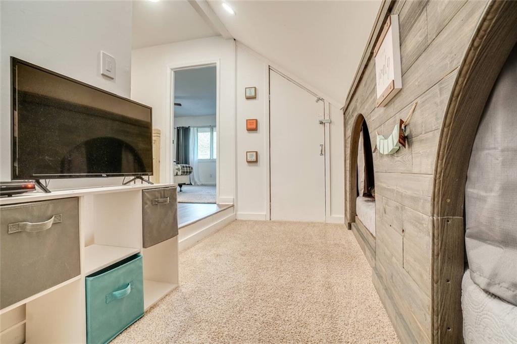 327 Brucken Strasse Unit 311