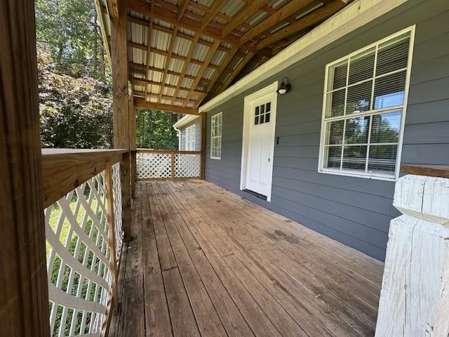 2162 Highway 105