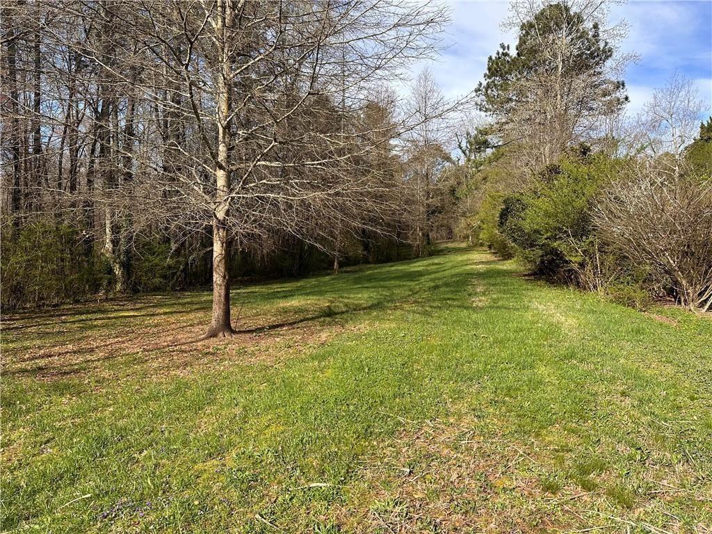 6785 Anderson Lake Road