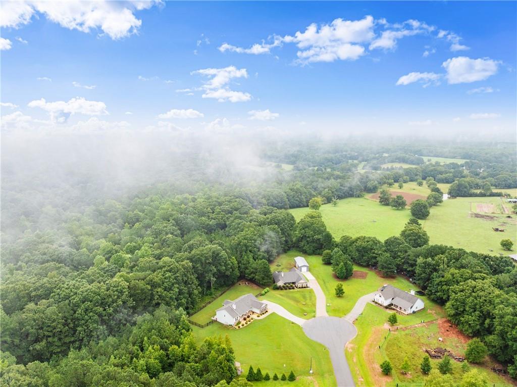 2112 Perry Place Lane