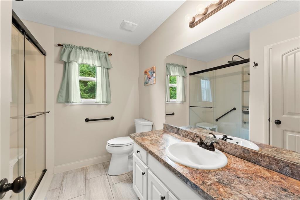 2112 Perry Place Lane