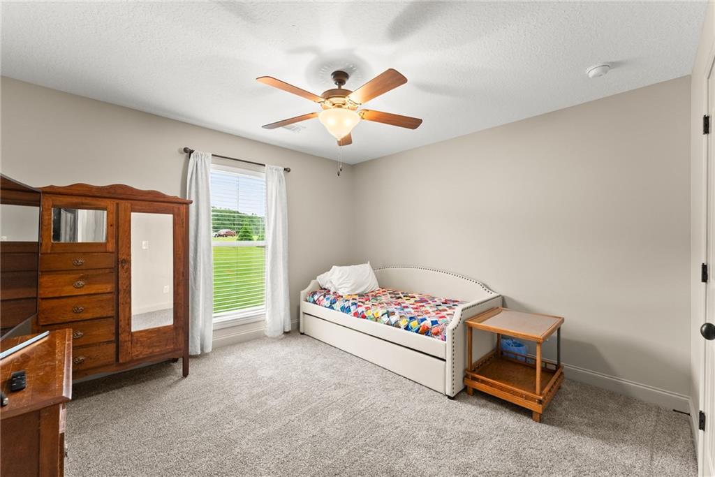 2112 Perry Place Lane