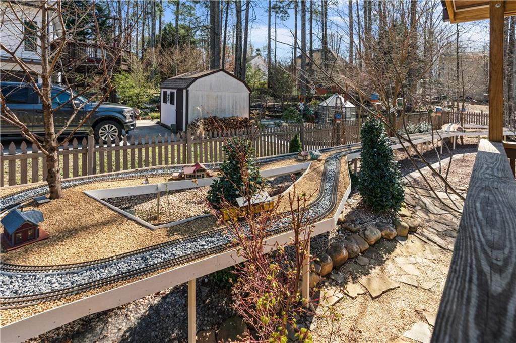 3850 Pilgrim Mill Road