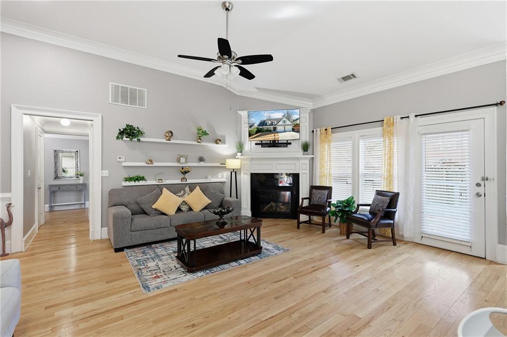 2249 White Alder Drive