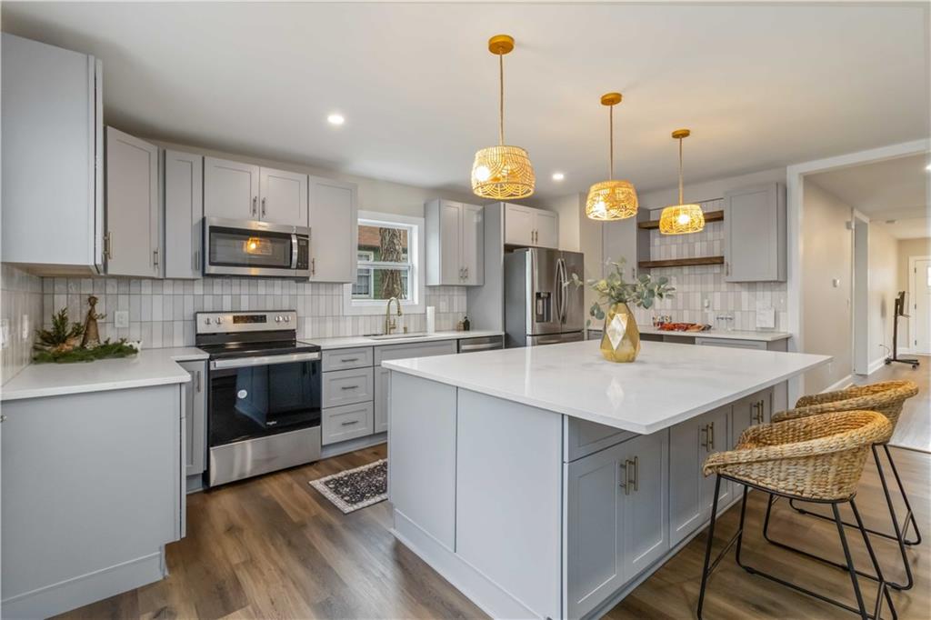 482 Kendrick Avenue SE