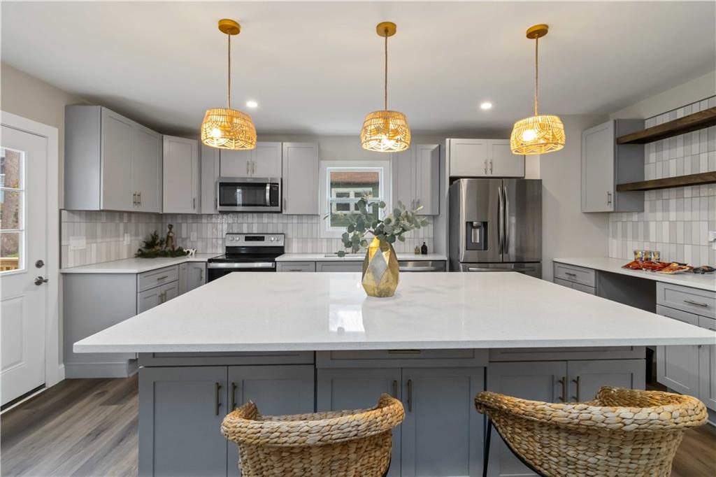 482 Kendrick Avenue SE