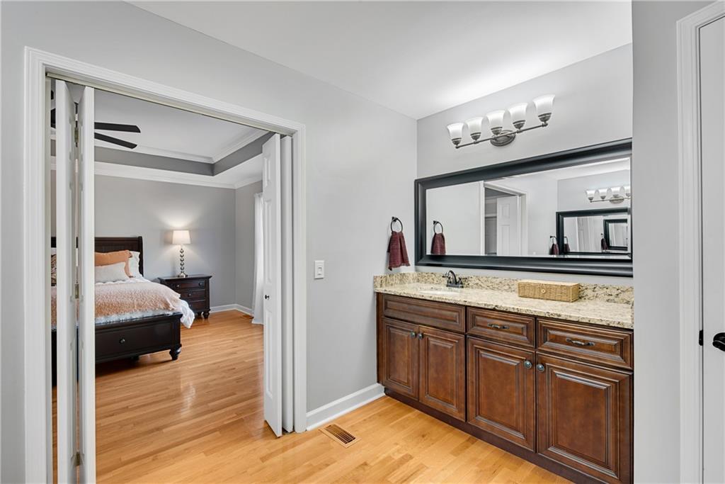 3291 Coachmans Way NE