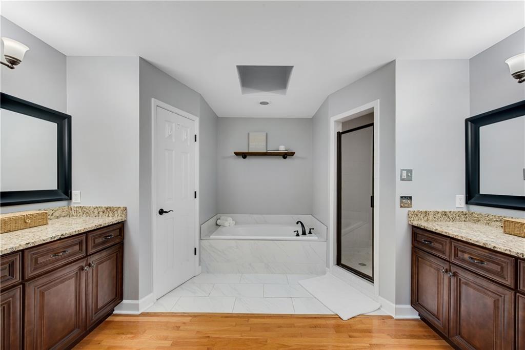 3291 Coachmans Way NE