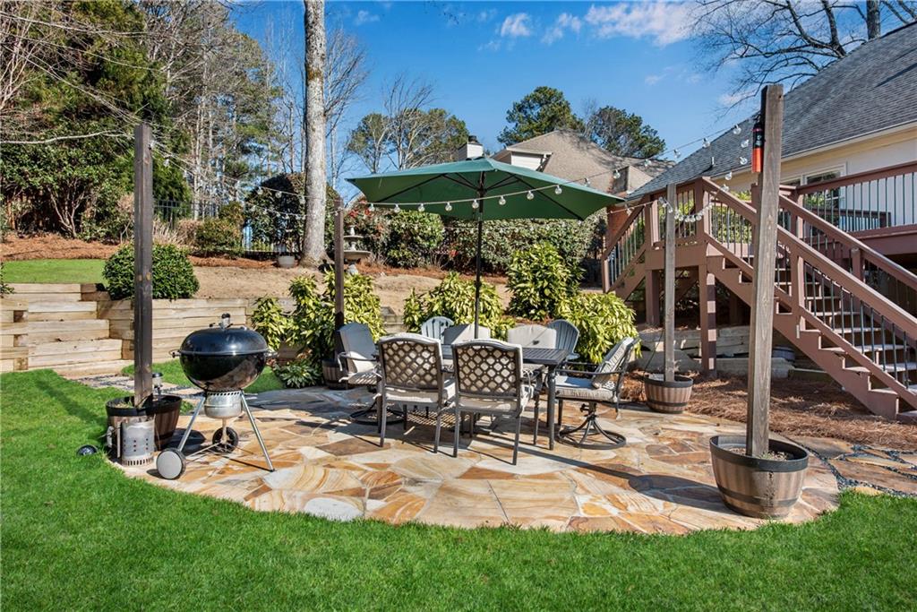 3291 Coachmans Way NE