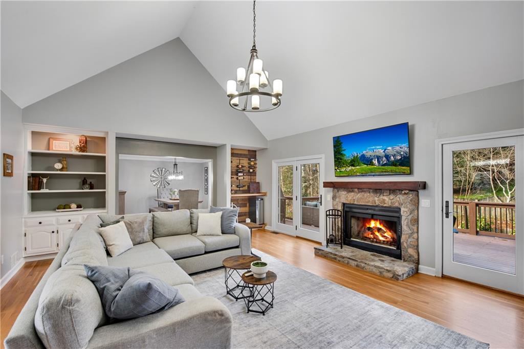 3291 Coachmans Way NE