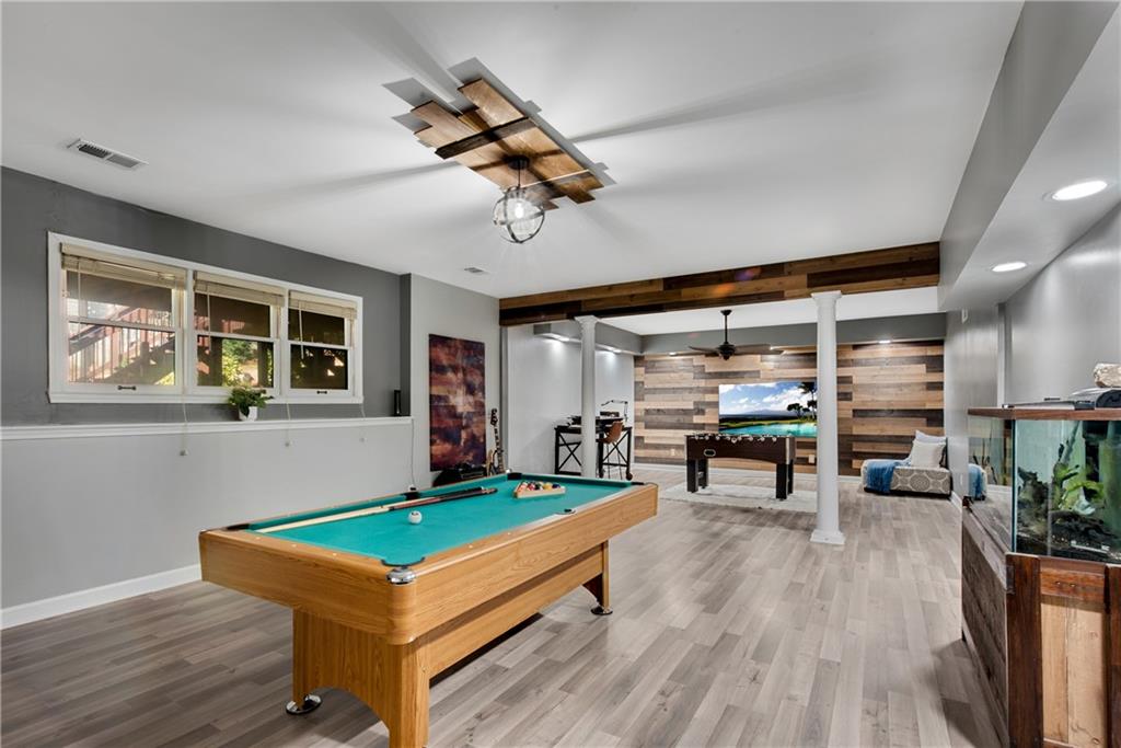 3291 Coachmans Way NE