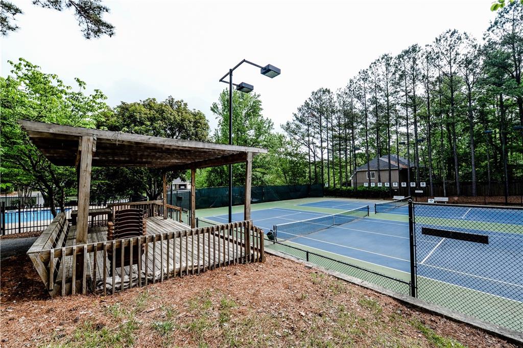 3291 Coachmans Way NE