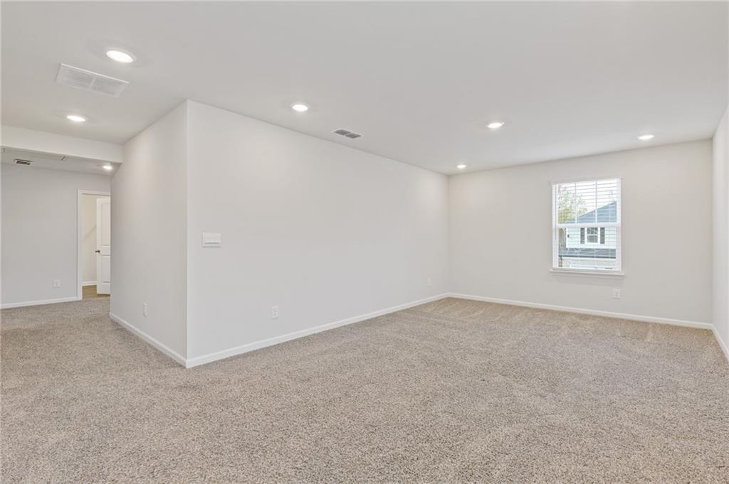 6039 Hickory Creek Court