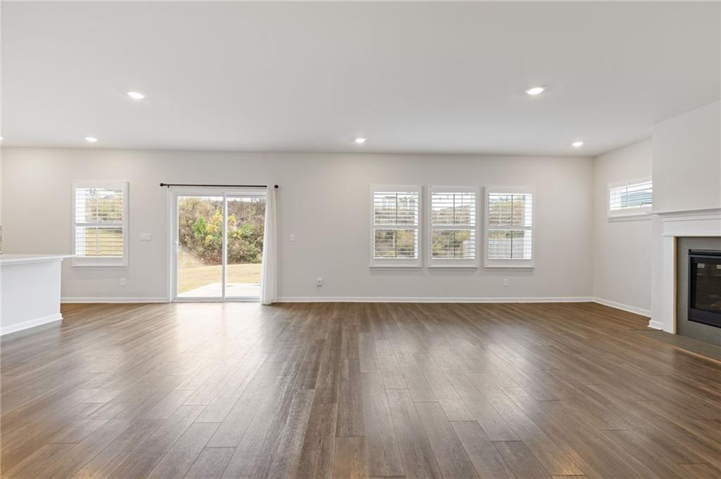 6039 Hickory Creek Court