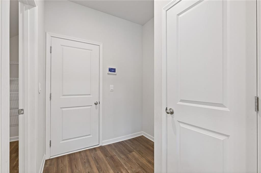 6039 Hickory Creek Court