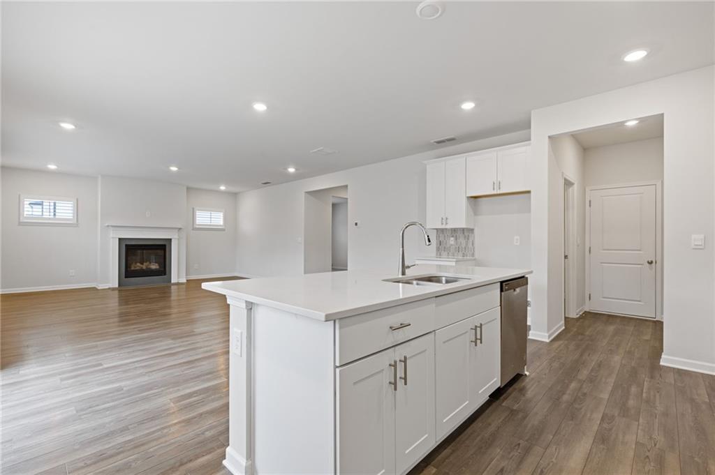 6039 Hickory Creek Court
