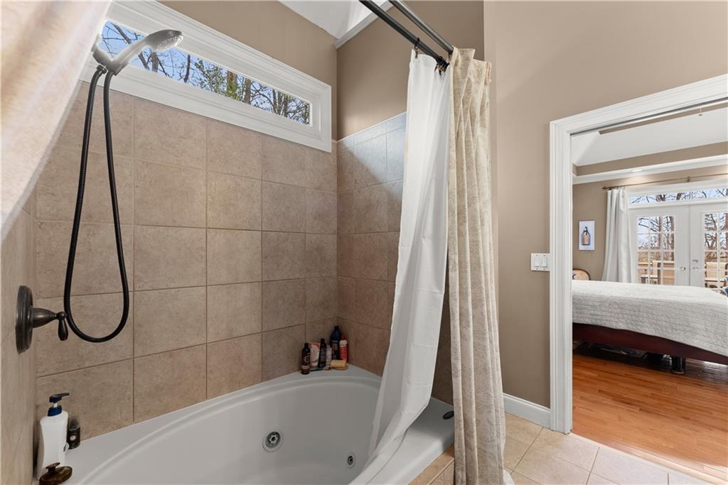 5812 Shadow Oaks Drive