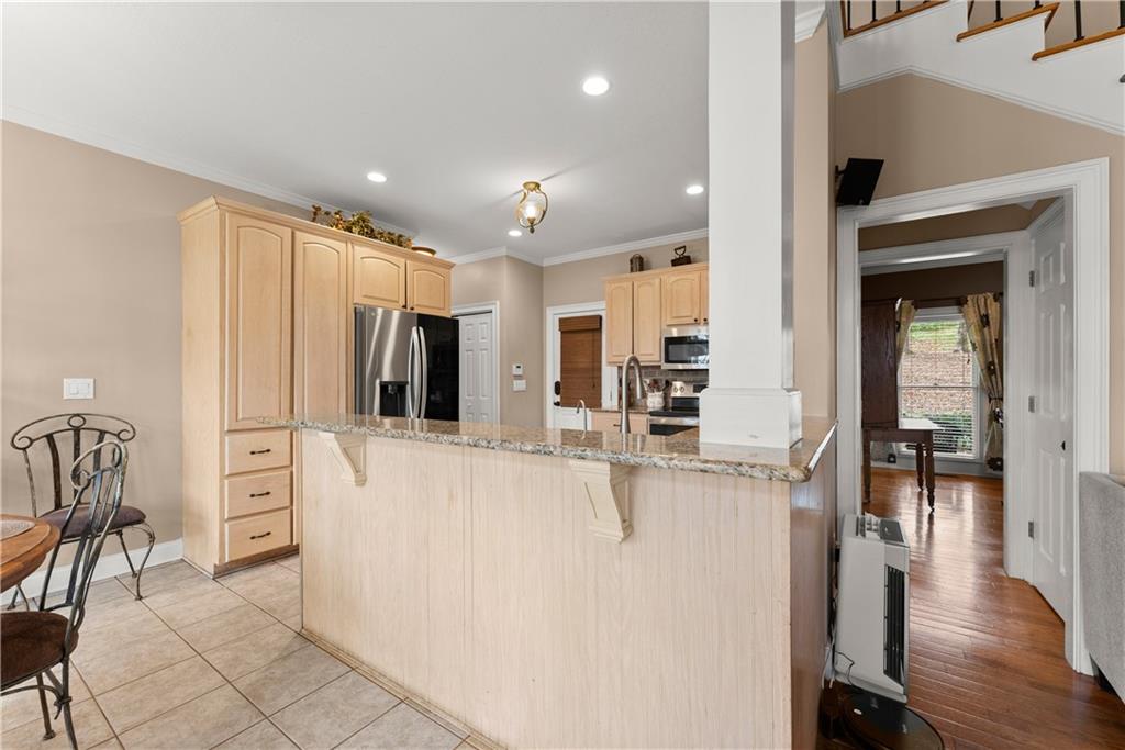 5812 Shadow Oaks Drive