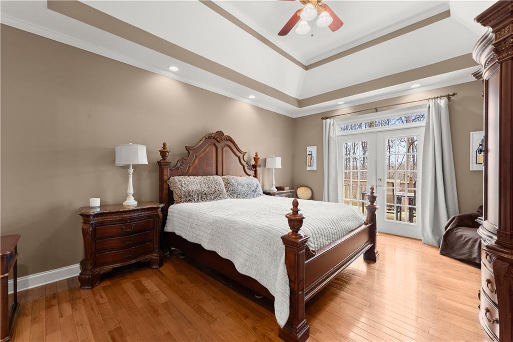 5812 Shadow Oaks Drive