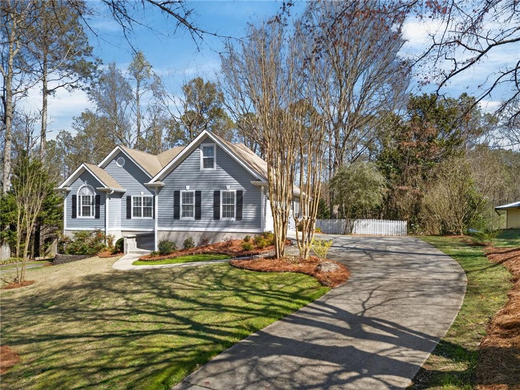 171 Highland Drive