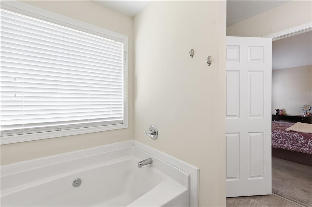 1372 Summer Hill Court