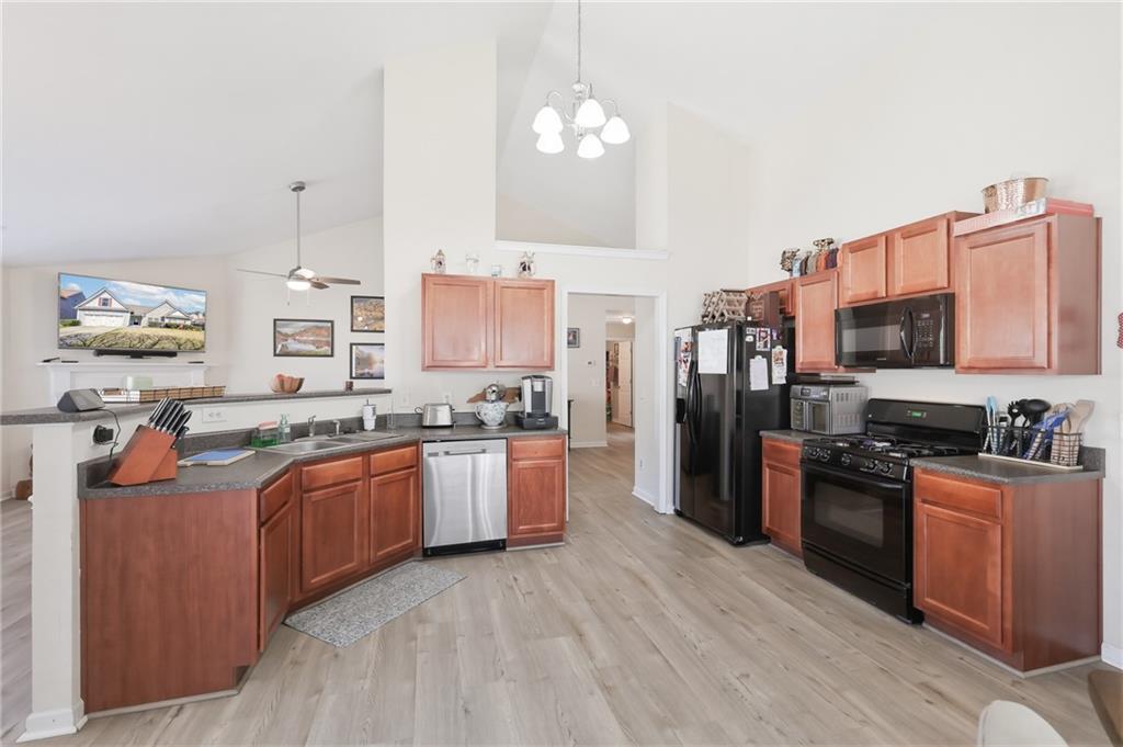 1372 Summer Hill Court