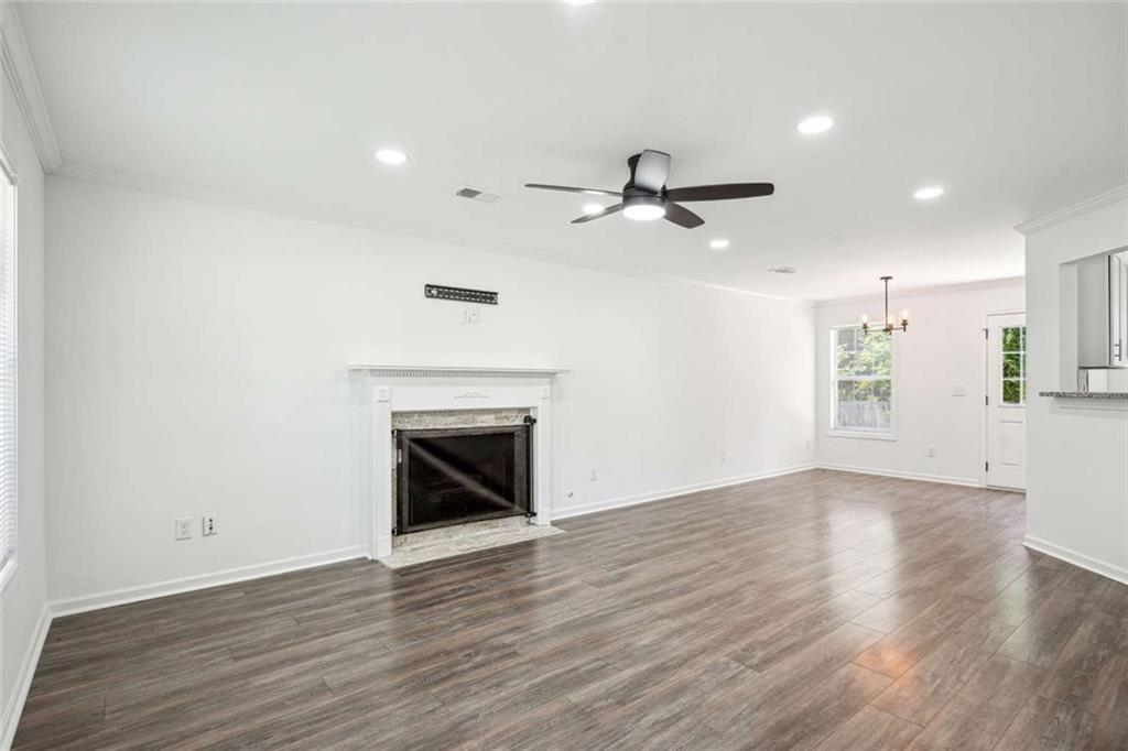 10423 Commons Crossing