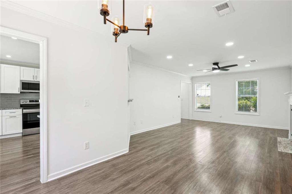 10423 Commons Crossing