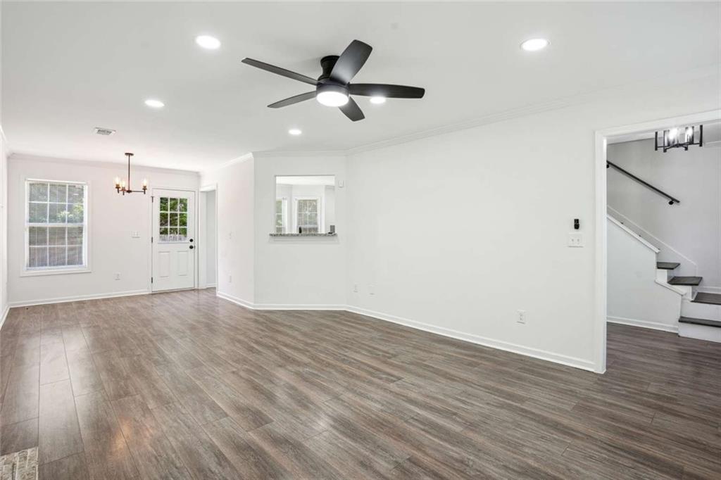 10423 Commons Crossing