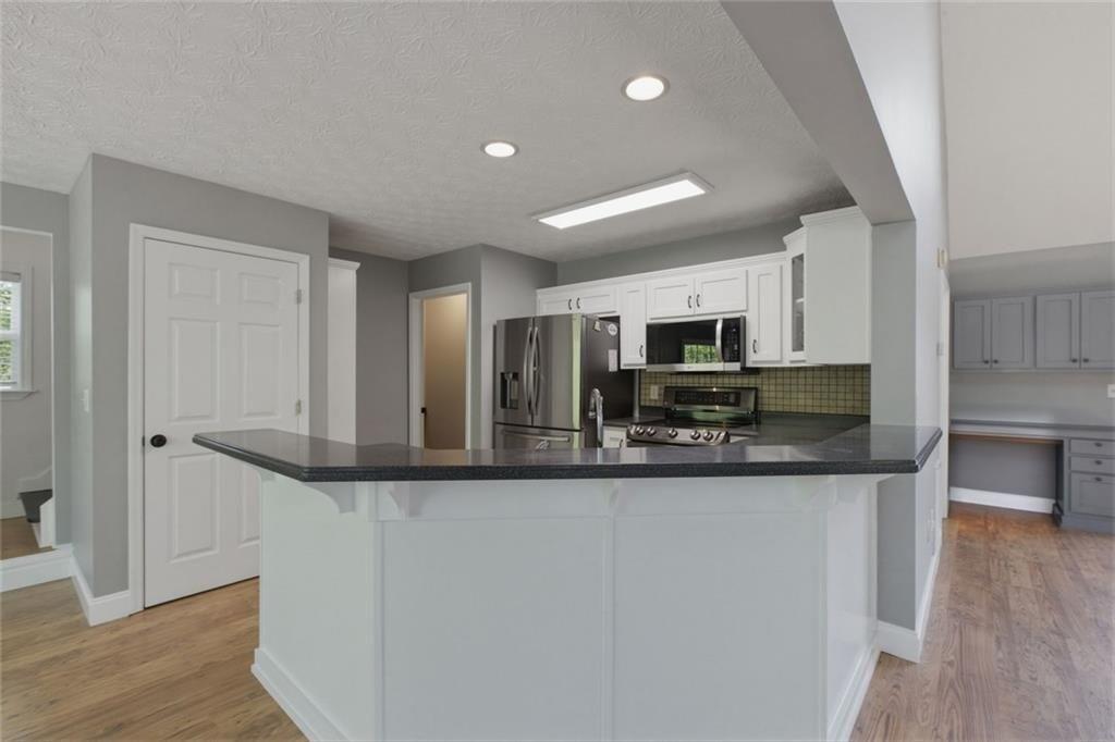 637 Wrights Mill
