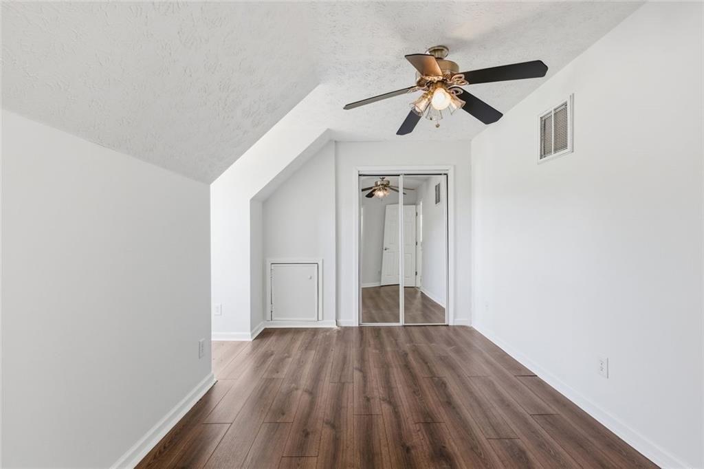637 Wrights Mill