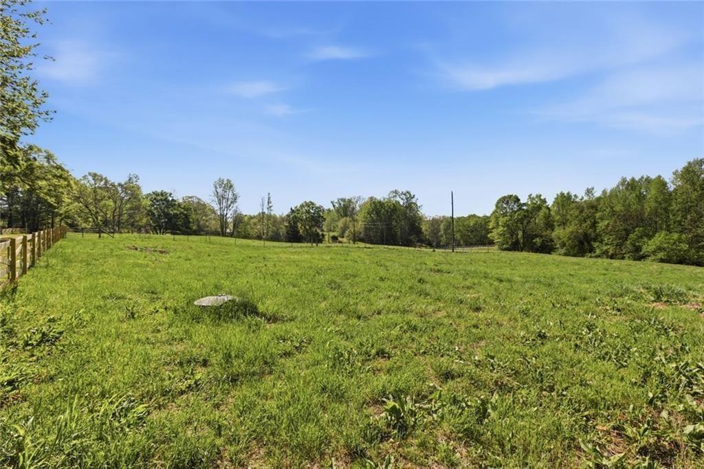 637 Wrights Mill