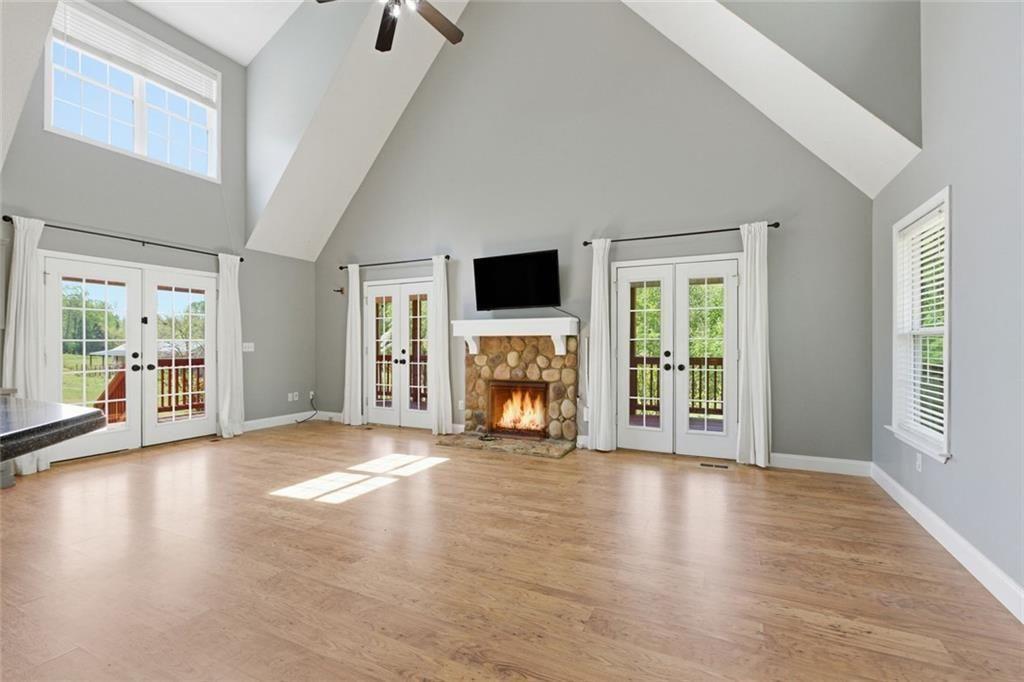 637 Wrights Mill