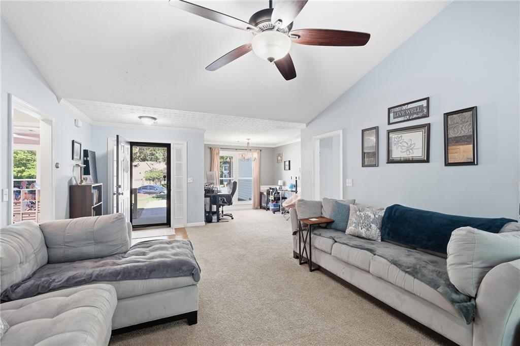 6332 Horizon Drive