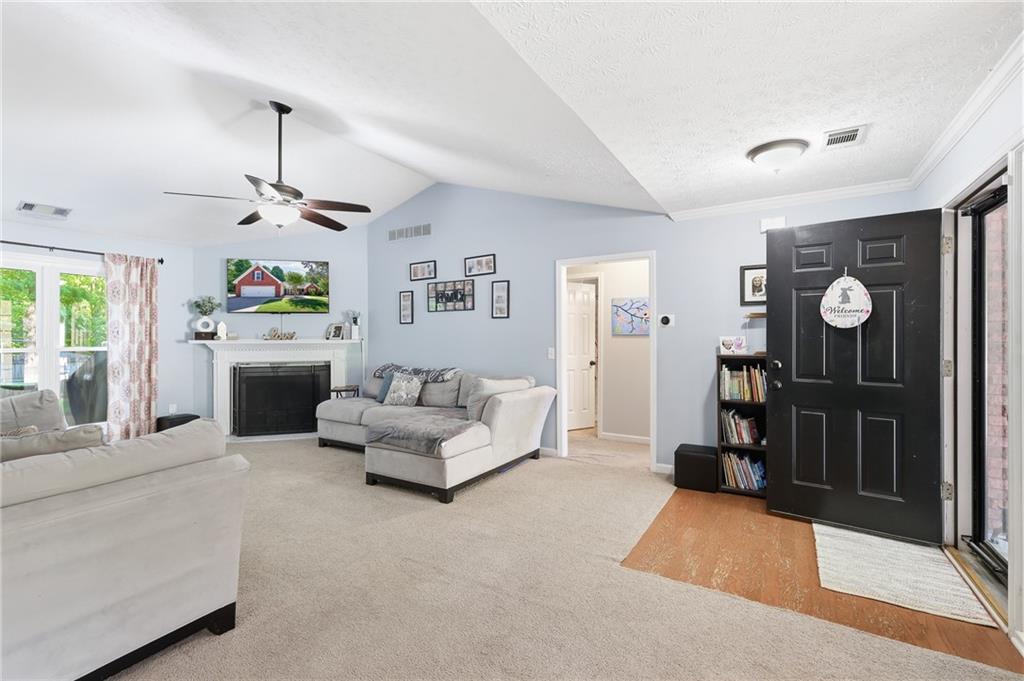 6332 Horizon Drive