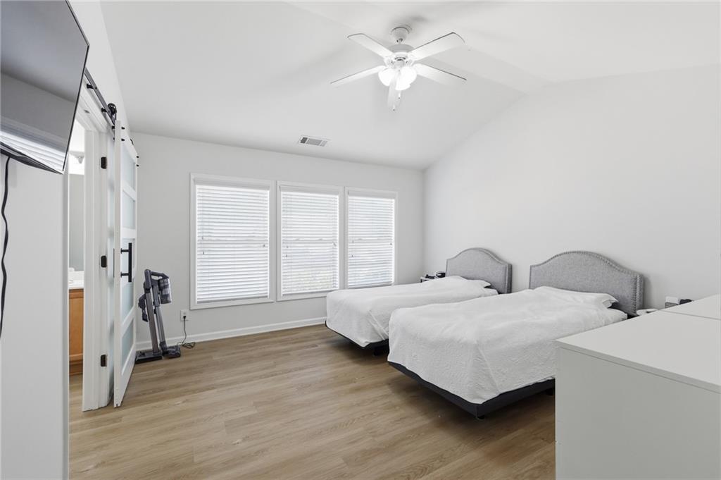 2252 Jasmine Glenn Drive