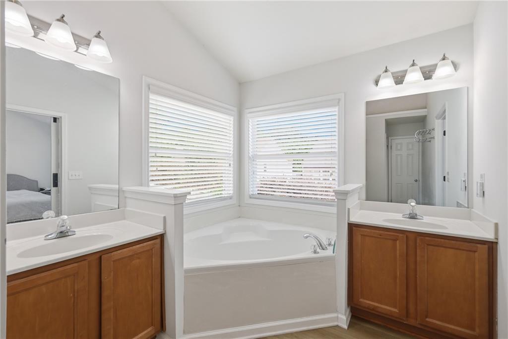 2252 Jasmine Glenn Drive