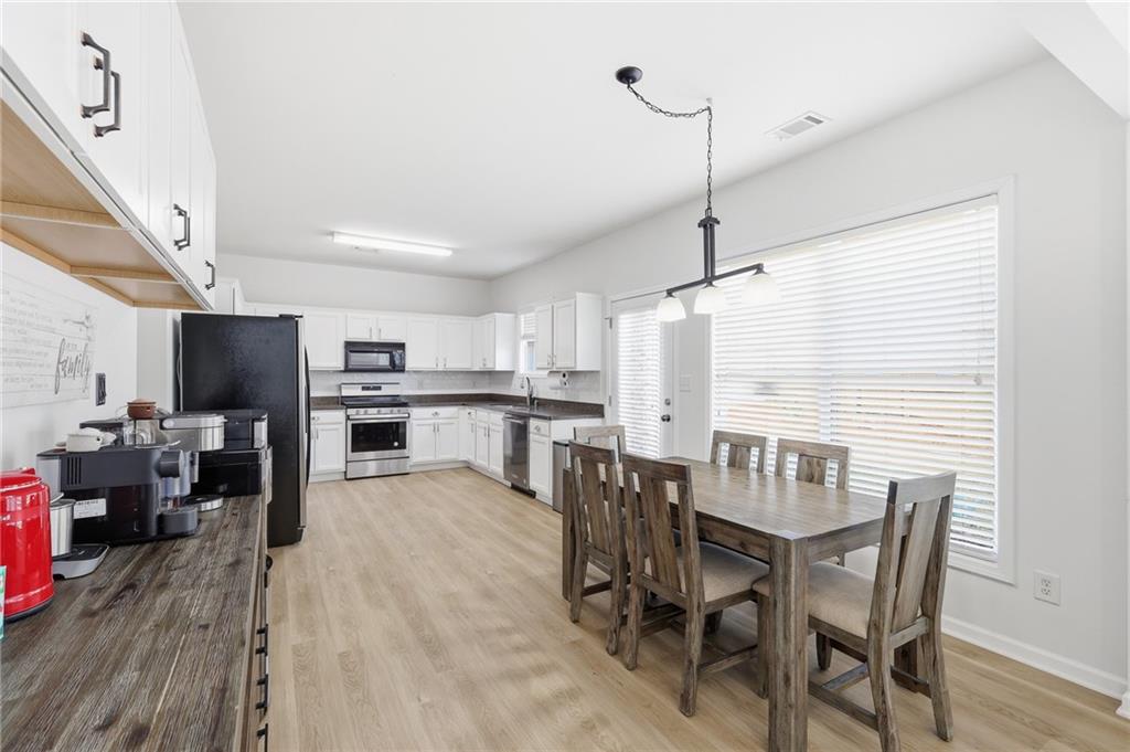 2252 Jasmine Glenn Drive