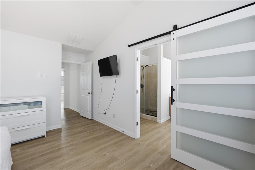 2252 Jasmine Glenn Drive