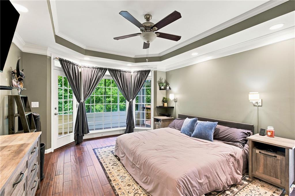 1220 Peachtree Road