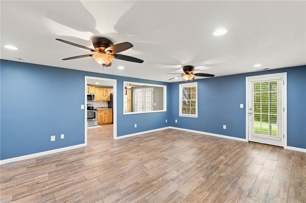 1220 Peachtree Road