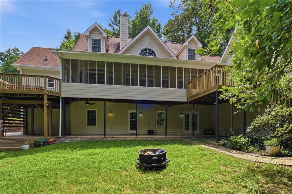 1220 Peachtree Road