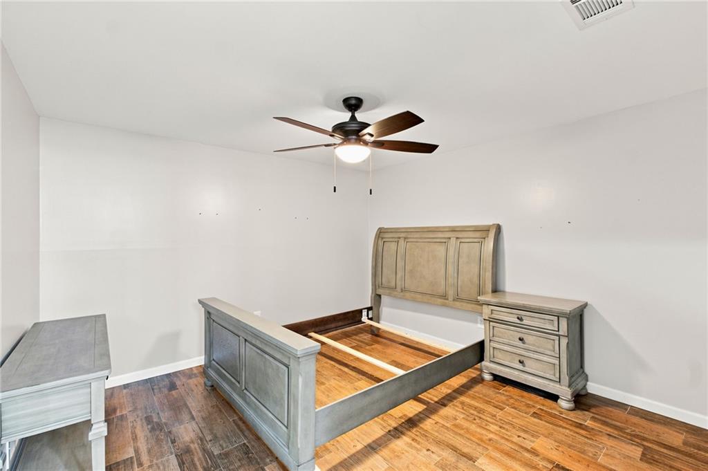 1220 Peachtree Road