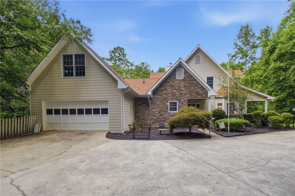1220 Peachtree Road