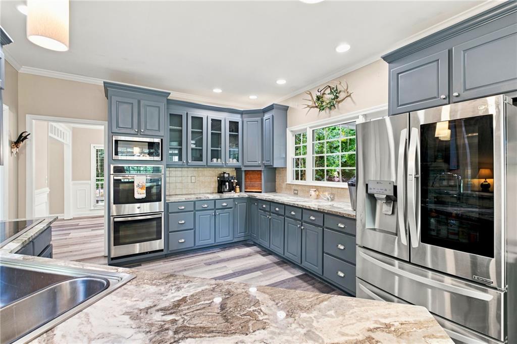 1220 Peachtree Road