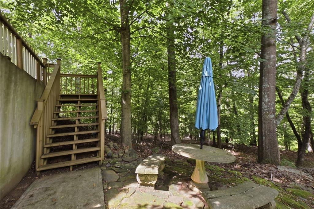 1220 Peachtree Road