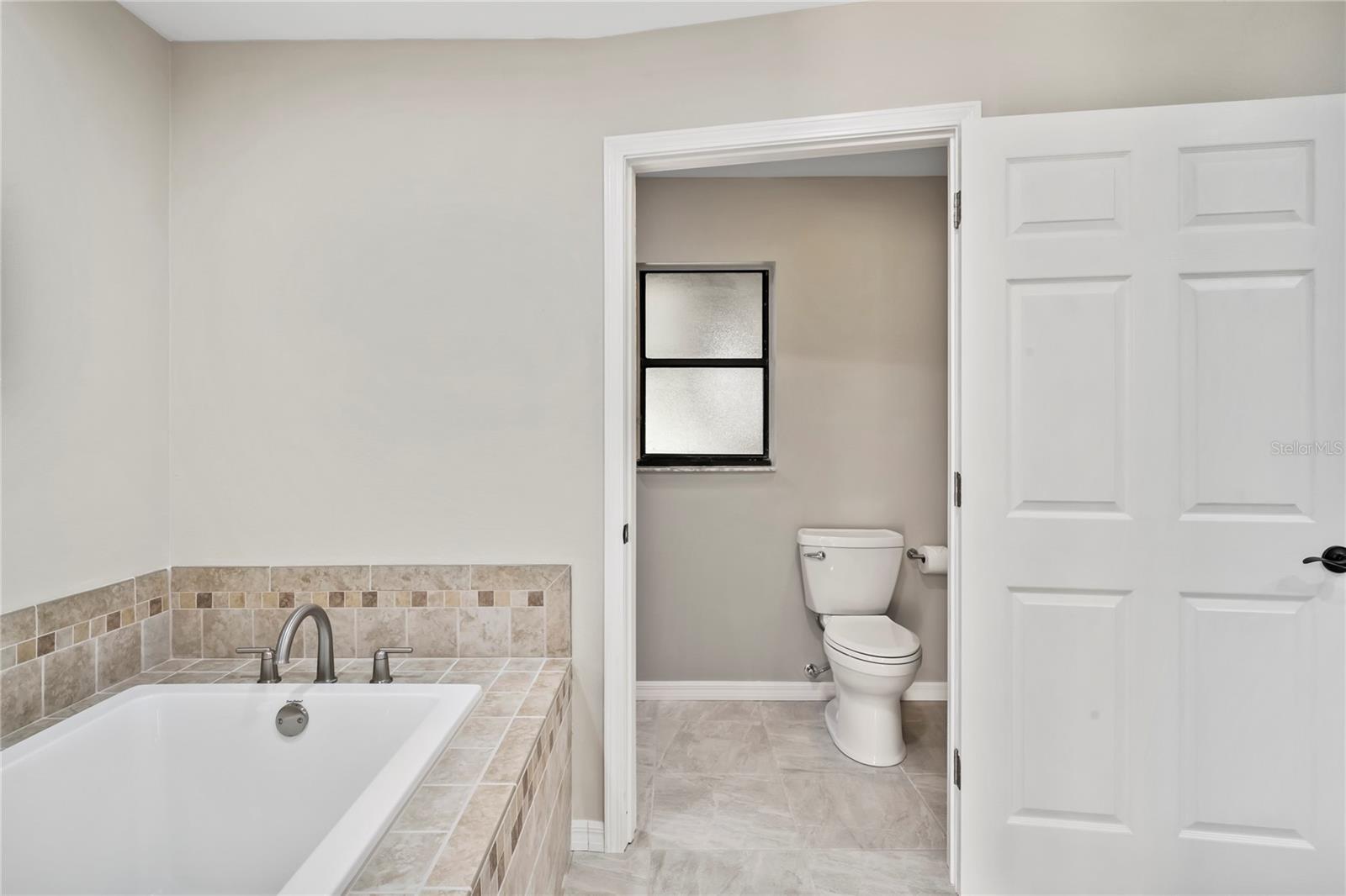 4287 SURFSIDE CIR