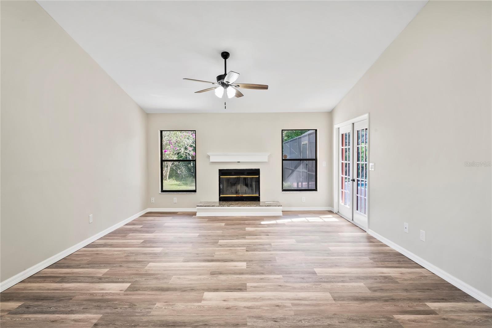 4287 SURFSIDE CIR