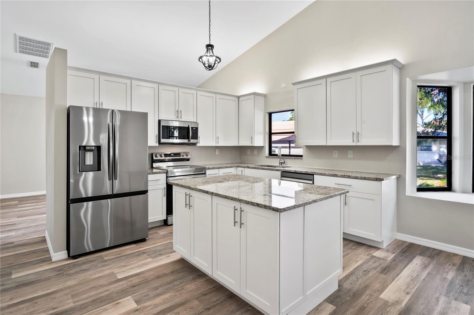 4287 SURFSIDE CIR